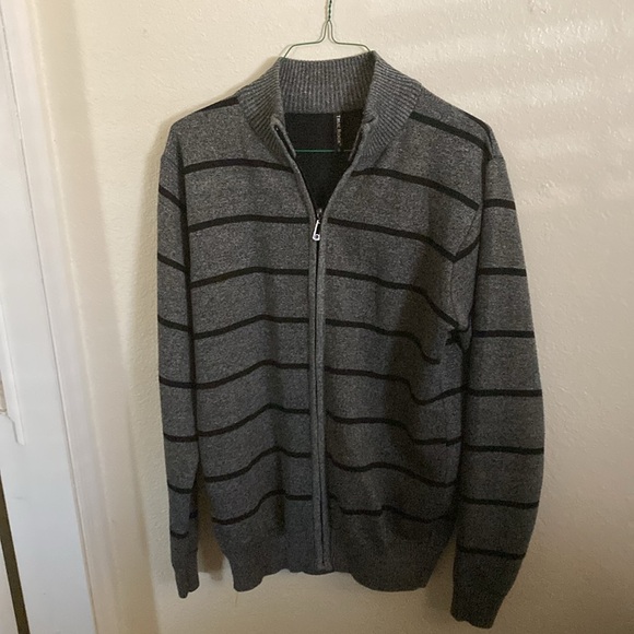 Men’s True Rock zip up sweater XL - Picture 3 of 4